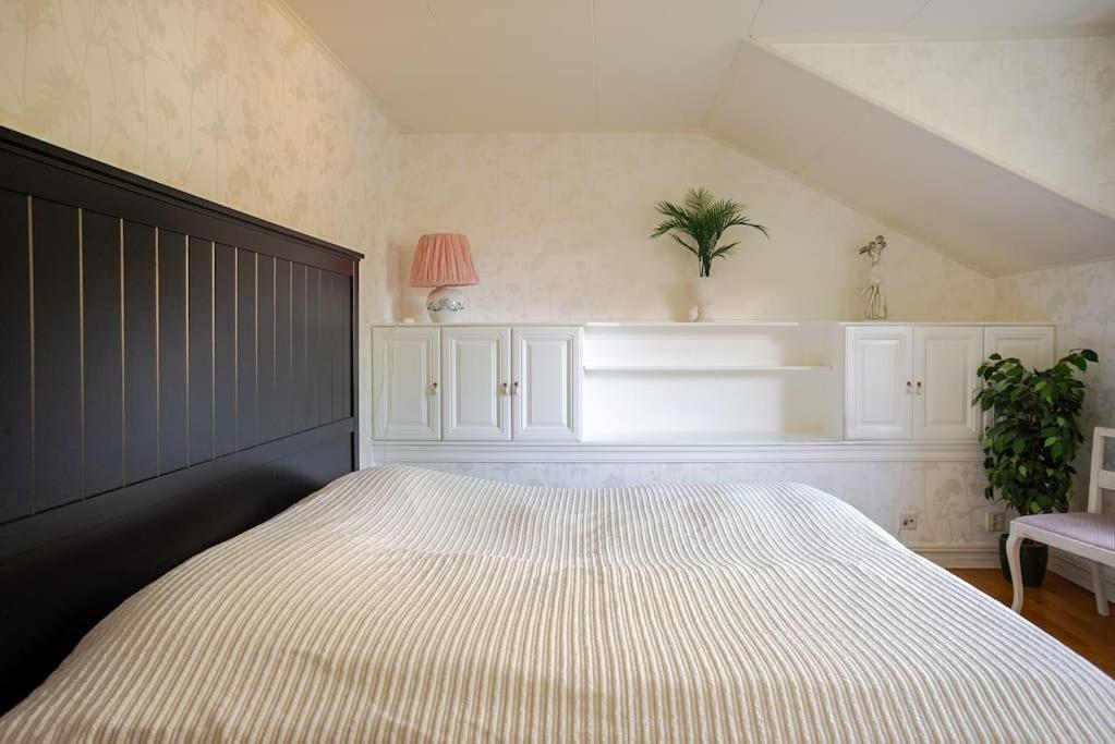 Outstanding Apartment Close To Gothenburg Kungalv Bagian luar foto