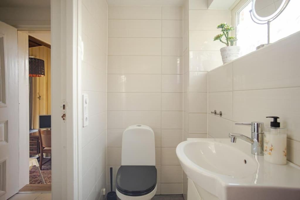 Outstanding Apartment Close To Gothenburg Kungalv Bagian luar foto